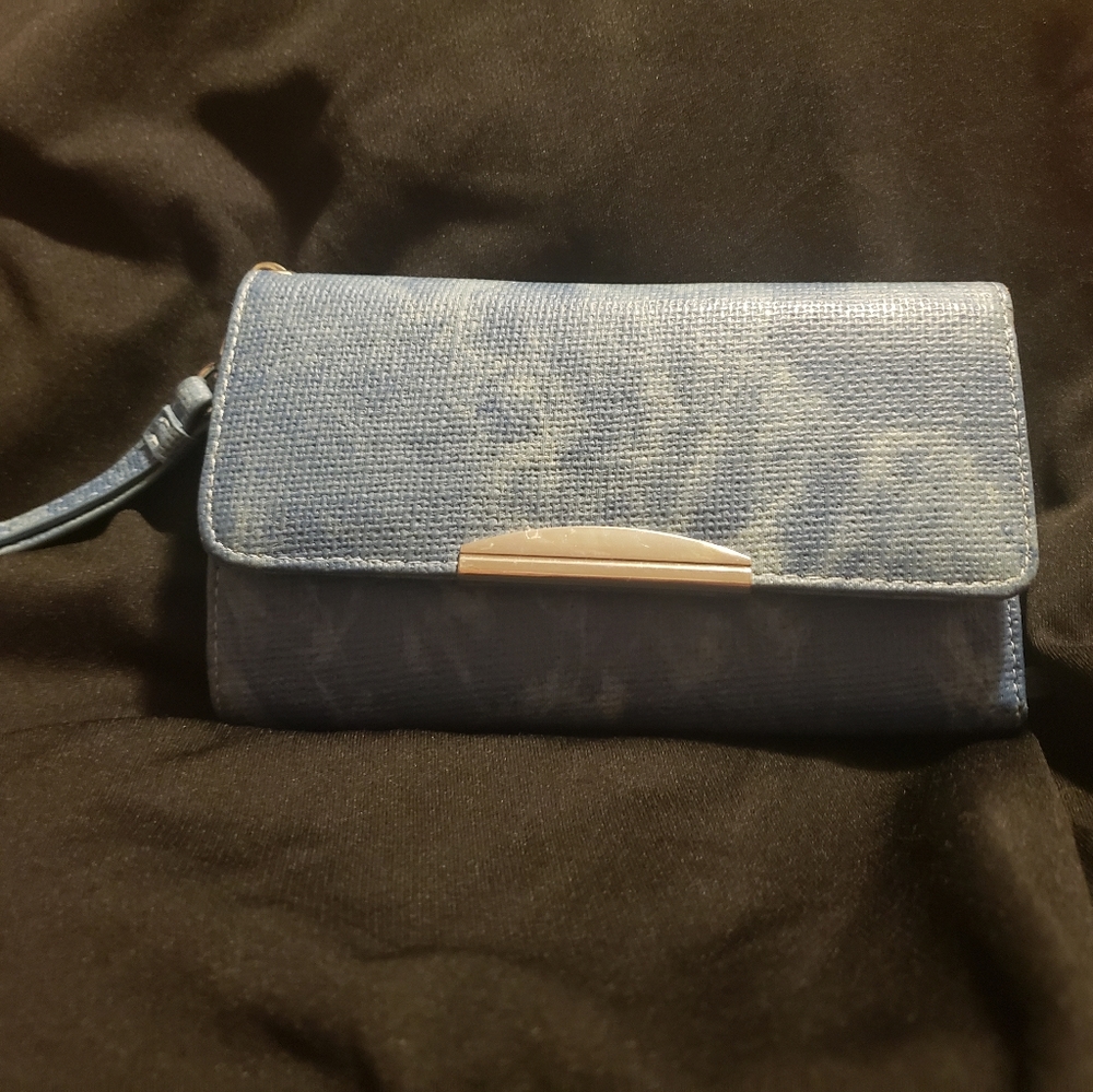 Cato, Tie dye blue